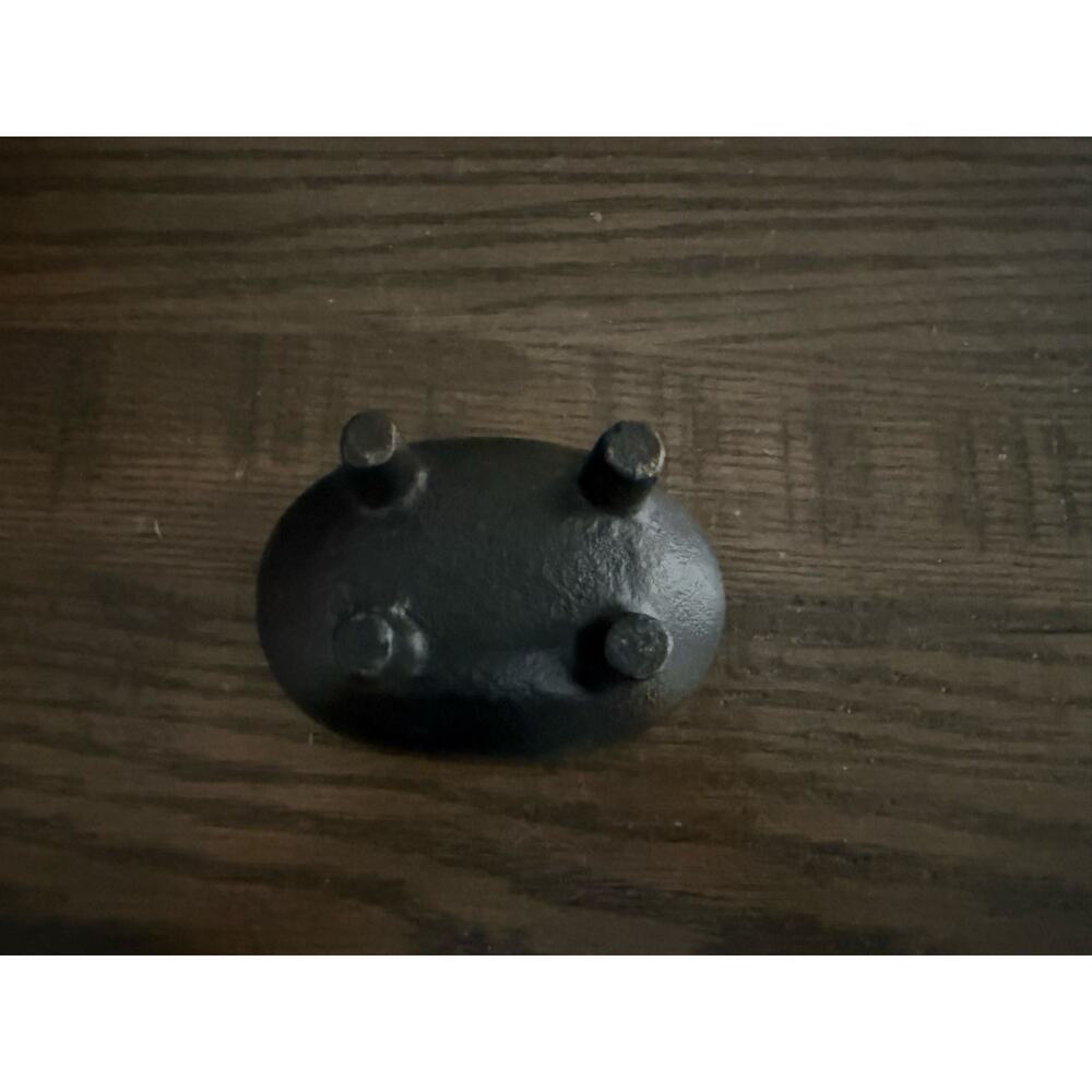 Small Solid Cast Iron Black Cauldron Ritual Bowl – 4” Oval - Picture 5 of 8